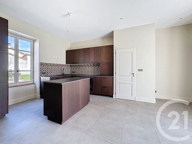 maison à louer - 6 pièces - 167.84 m2 - CHAPONNAY - 69 - RHONE-ALPES - Century 21 Hestia Ldi