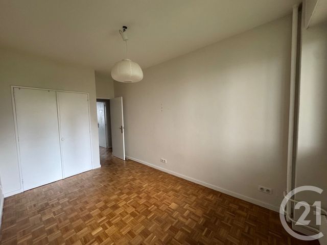 Appartement T3 à louer - 3 pièces - 64.13 m2 - LYON - 69007 - RHONE-ALPES - Century 21 Hestia Ldi
