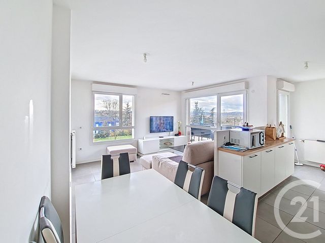 Appartement F4 à vendre - 4 pièces - 82.73 m2 - VENISSIEUX - 69 - RHONE-ALPES - Century 21 Hestia Ldi