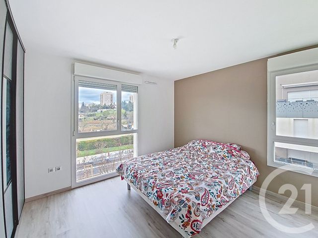 Appartement F4 à vendre - 4 pièces - 82.73 m2 - VENISSIEUX - 69 - RHONE-ALPES - Century 21 Hestia Ldi