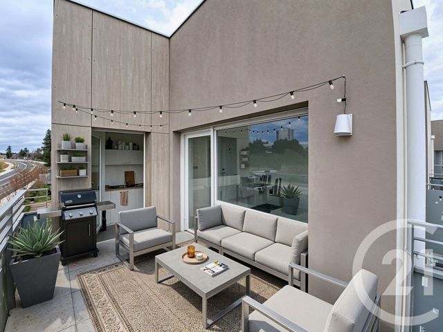 Appartement F4 à vendre - 4 pièces - 82.73 m2 - VENISSIEUX - 69 - RHONE-ALPES - Century 21 Hestia Ldi