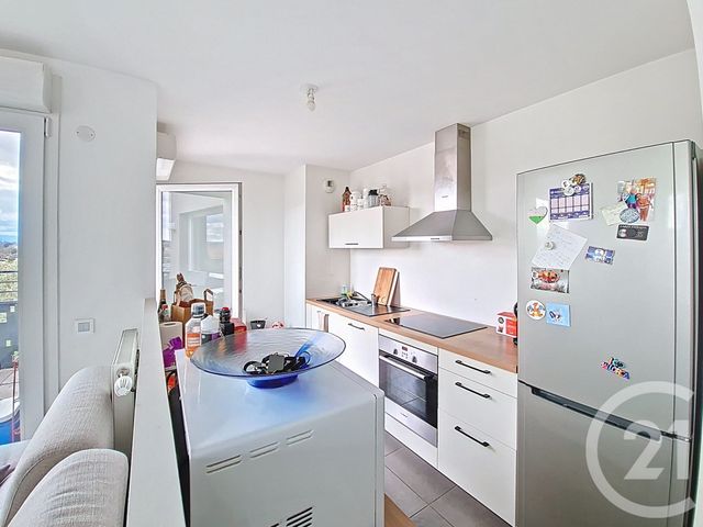 Appartement F4 à vendre - 4 pièces - 82.73 m2 - VENISSIEUX - 69 - RHONE-ALPES - Century 21 Hestia Ldi