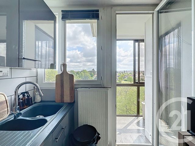 Appartement F4 à vendre - 4 pièces - 66.02 m2 - CORBAS - 69 - RHONE-ALPES - Century 21 Hestia Ldi