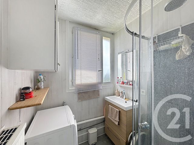 Appartement F4 à vendre - 4 pièces - 66.02 m2 - CORBAS - 69 - RHONE-ALPES - Century 21 Hestia Ldi