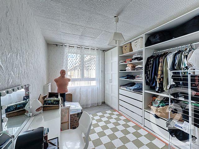 Appartement F4 à vendre - 4 pièces - 66.02 m2 - CORBAS - 69 - RHONE-ALPES - Century 21 Hestia Ldi