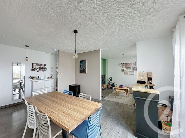 Appartement F4 à vendre - 4 pièces - 66.02 m2 - CORBAS - 69 - RHONE-ALPES - Century 21 Hestia Ldi