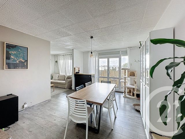 Appartement F4 à vendre - 4 pièces - 66.02 m2 - CORBAS - 69 - RHONE-ALPES - Century 21 Hestia Ldi