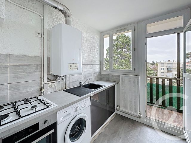 Appartement F4 à vendre - 4 pièces - 65.0 m2 - CORBAS - 69 - RHONE-ALPES - Century 21 Hestia Ldi