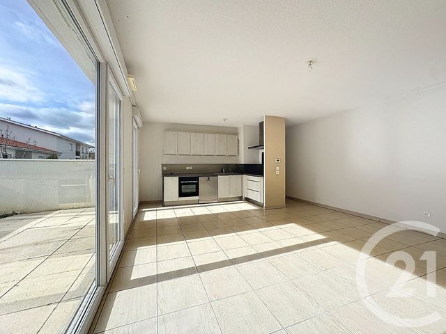 Appartement T3 à vendre - 3 pièces - 65.82 m2 - FEYZIN - 69 - RHONE-ALPES - Century 21 Hestia Ldi