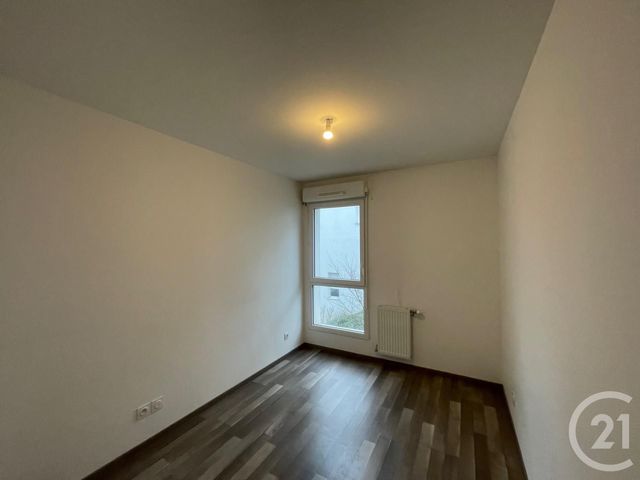 Appartement à louer - 3 pièces - 60.16 m2 - VENISSIEUX - 69 - RHONE-ALPES - Century 21 Hestia Ldi