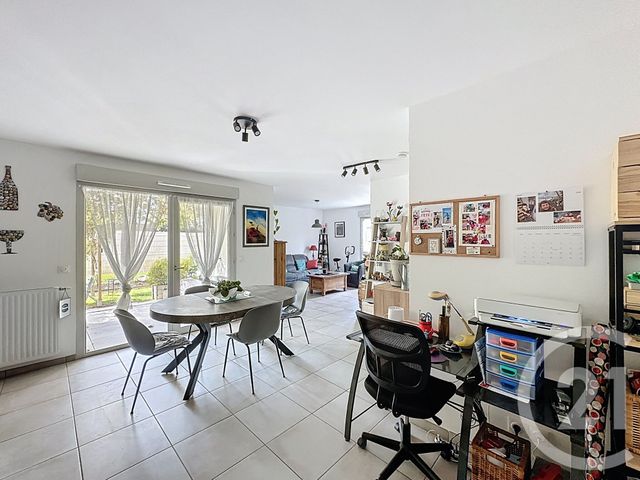 Appartement F3 à vendre - 3 pièces - 66.0 m2 - SEREZIN DU RHONE - 69 - RHONE-ALPES - Century 21 Hestia Ldi