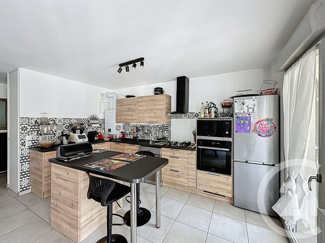 Appartement F3 à vendre - 3 pièces - 66.0 m2 - SEREZIN DU RHONE - 69 - RHONE-ALPES - Century 21 Hestia Ldi