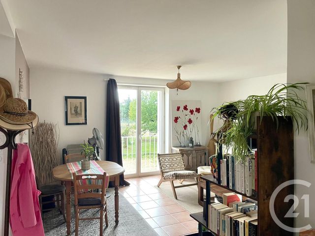 Appartement à louer - 3 pièces - 67.75 m2 - CHAPONNAY - 69 - RHONE-ALPES - Century 21 Hestia Ldi