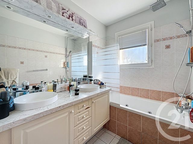 maison à vendre - 5 pièces - 100.0 m2 - FEYZIN - 69 - RHONE-ALPES - Century 21 Hestia Ldi