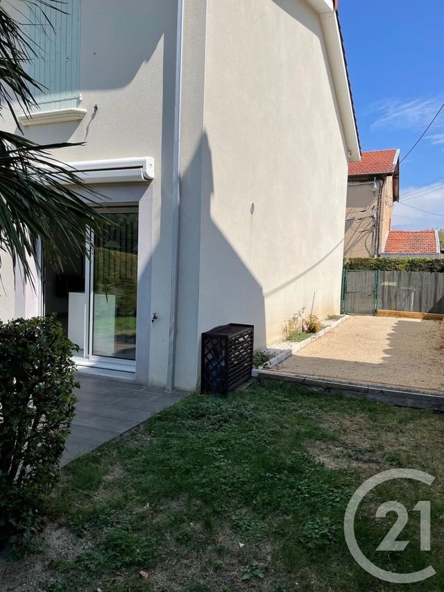 maison à louer - 6 pièces - 102.39 m2 - SEREZIN DU RHONE - 69 - RHONE-ALPES - Century 21 Hestia Ldi