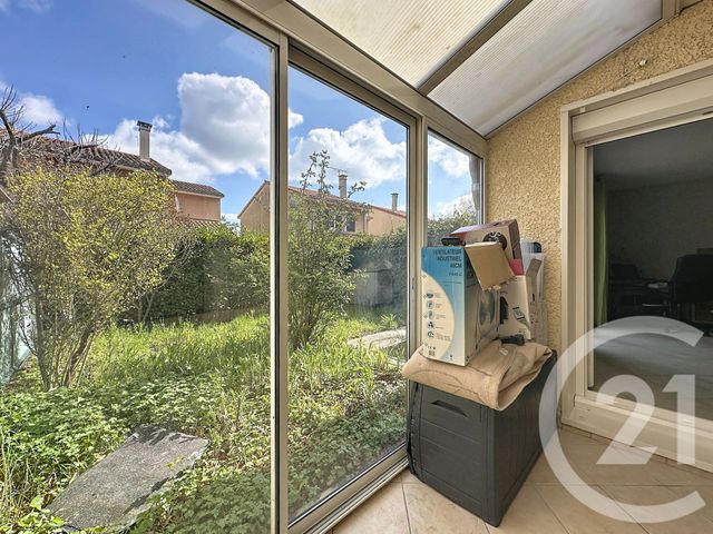 maison à vendre - 4 pièces - 83.0 m2 - ST PIERRE DE CHANDIEU - 69 - RHONE-ALPES - Century 21 Hestia Ldi
