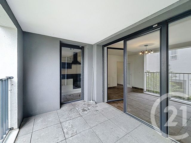 Appartement T3 à louer - 3 pièces - 60.16 m2 - VENISSIEUX - 69 - RHONE-ALPES - Century 21 Hestia Ldi