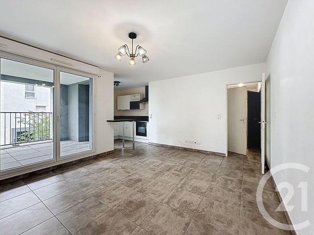 Appartement T3 à louer - 3 pièces - 60.16 m2 - VENISSIEUX - 69 - RHONE-ALPES - Century 21 Hestia Ldi