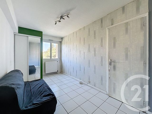 Appartement F5 à vendre - 5 pièces - 91.0 m2 - DECINES CHARPIEU - 69 - RHONE-ALPES - Century 21 Hestia Ldi