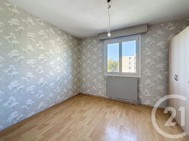 Appartement F5 à vendre - 5 pièces - 91.0 m2 - DECINES CHARPIEU - 69 - RHONE-ALPES - Century 21 Hestia Ldi