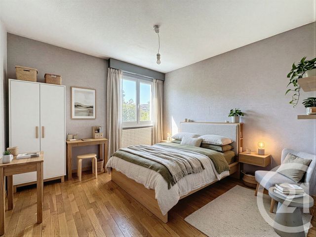 Appartement F5 à vendre - 5 pièces - 91.0 m2 - DECINES CHARPIEU - 69 - RHONE-ALPES - Century 21 Hestia Ldi