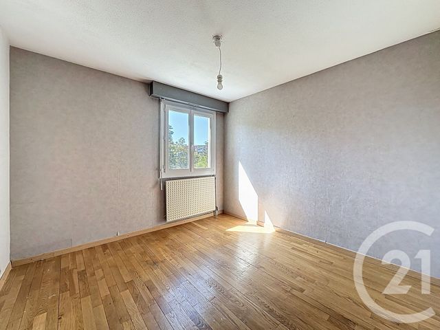 Appartement F5 à vendre - 5 pièces - 91.0 m2 - DECINES CHARPIEU - 69 - RHONE-ALPES - Century 21 Hestia Ldi