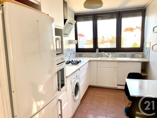 Appartement T5 à louer - 5 pièces - 94.02 m2 - VENISSIEUX - 69 - RHONE-ALPES - Century 21 Hestia Ldi