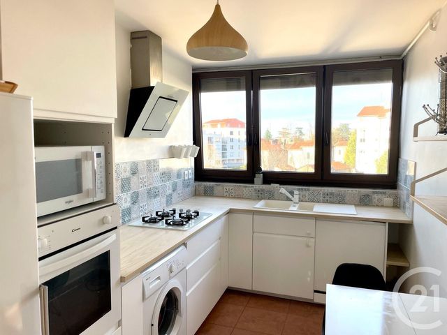 Appartement T5 à louer - 5 pièces - 94.02 m2 - VENISSIEUX - 69 - RHONE-ALPES - Century 21 Hestia Ldi