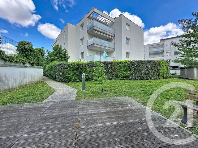 Appartement F2 à vendre - 2 pièces - 42.0 m2 - ST PRIEST - 69 - RHONE-ALPES - Century 21 Hestia Ldi