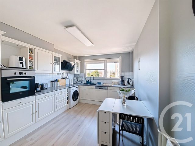 Appartement F4 à vendre - 4 pièces - 80.0 m2 - ST FONS - 69 - RHONE-ALPES - Century 21 Hestia Ldi