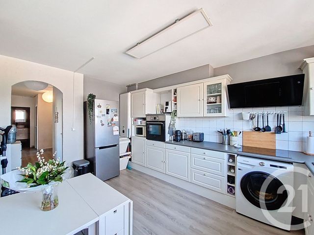 Appartement F4 à vendre - 4 pièces - 80.0 m2 - ST FONS - 69 - RHONE-ALPES - Century 21 Hestia Ldi