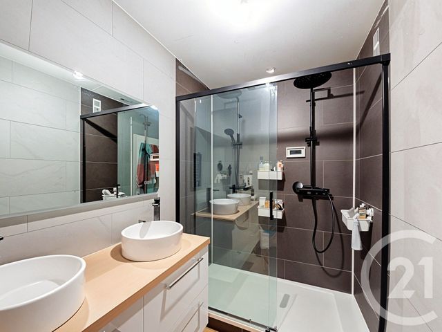 Appartement F4 à vendre - 4 pièces - 80.0 m2 - ST FONS - 69 - RHONE-ALPES - Century 21 Hestia Ldi
