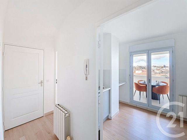 Appartement F2 à vendre - 2 pièces - 46.44 m2 - CORBAS - 69 - RHONE-ALPES - Century 21 Hestia Ldi