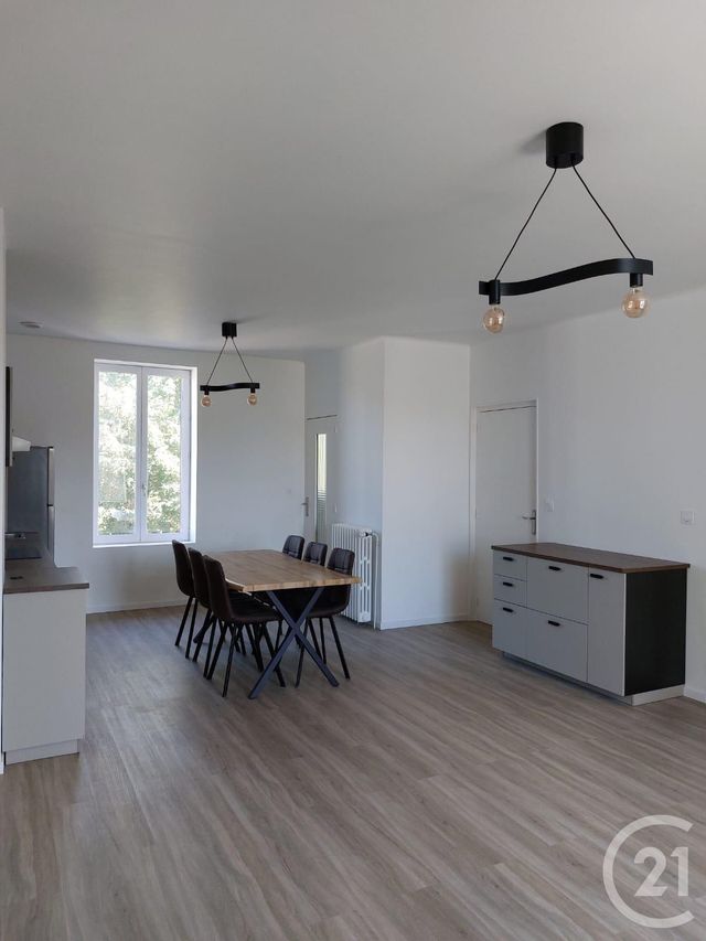 maison à louer - 5 pièces - 109.33 m2 - CORBAS - 69 - RHONE-ALPES - Century 21 Hestia Ldi