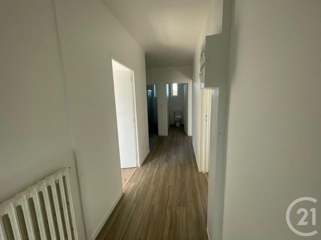 maison à louer - 5 pièces - 109.33 m2 - CORBAS - 69 - RHONE-ALPES - Century 21 Hestia Ldi