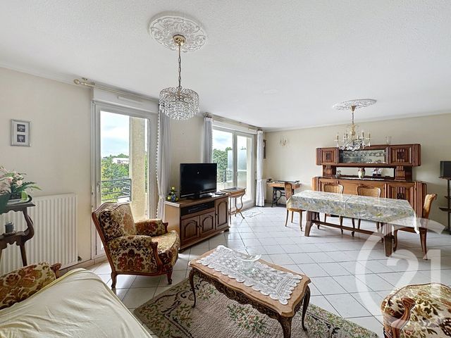 Appartement F4 à vendre - 4 pièces - 88.0 m2 - VENISSIEUX - 69 - RHONE-ALPES - Century 21 Hestia Ldi