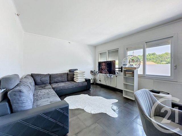 Appartement F2 à vendre - 2 pièces - 52.0 m2 - FEYZIN - 69 - RHONE-ALPES - Century 21 Hestia Ldi