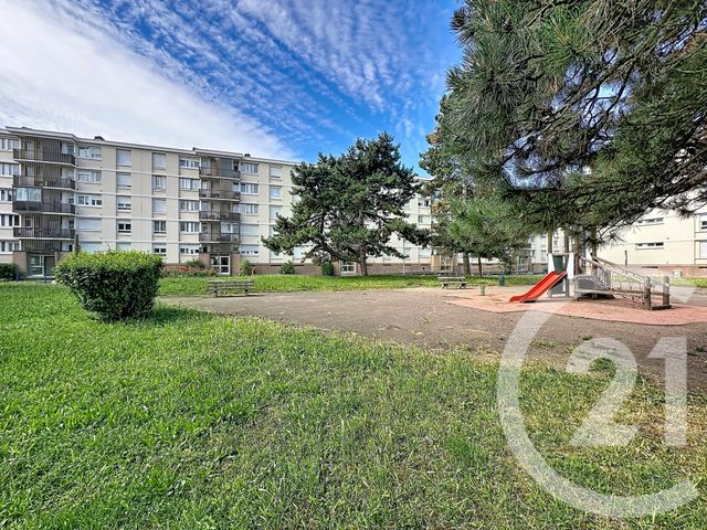Appartement F3 à vendre - 3 pièces - 55.0 m2 - CORBAS - 69 - RHONE-ALPES - Century 21 Hestia Ldi