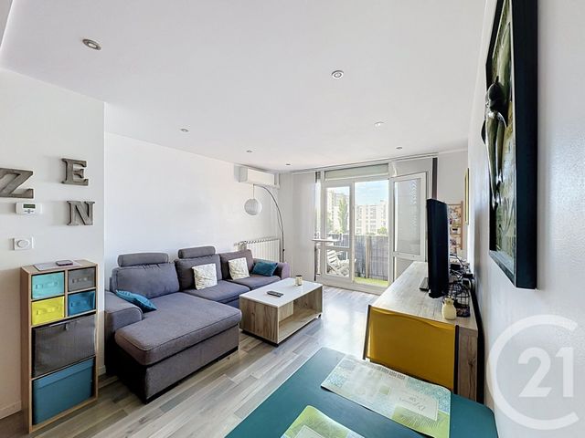 Appartement F3 à vendre - 3 pièces - 55.0 m2 - CORBAS - 69 - RHONE-ALPES - Century 21 Hestia Ldi