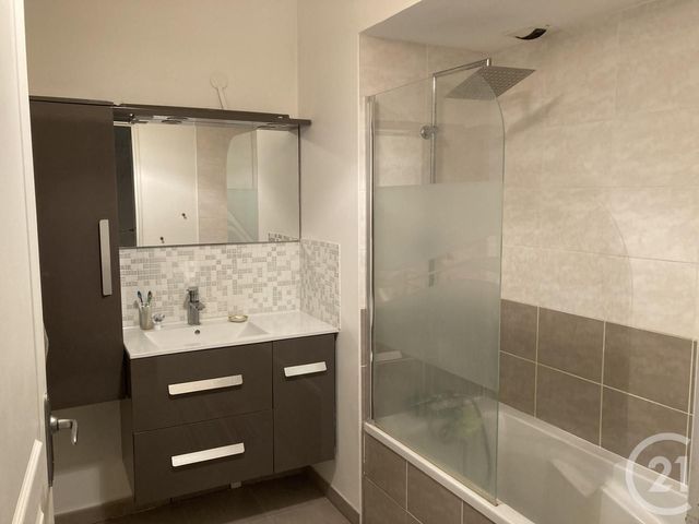 Appartement T2 à louer - 2 pièces - 53.86 m2 - FEYZIN - 69 - RHONE-ALPES - Century 21 Hestia Ldi