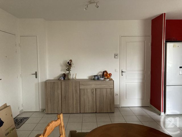 Appartement T2 à louer - 2 pièces - 53.86 m2 - FEYZIN - 69 - RHONE-ALPES - Century 21 Hestia Ldi