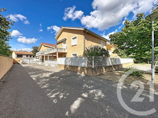 Appartement F4 à vendre - 3 pièces - 79.09 m2 - CORBAS - 69 - RHONE-ALPES - Century 21 Hestia Ldi