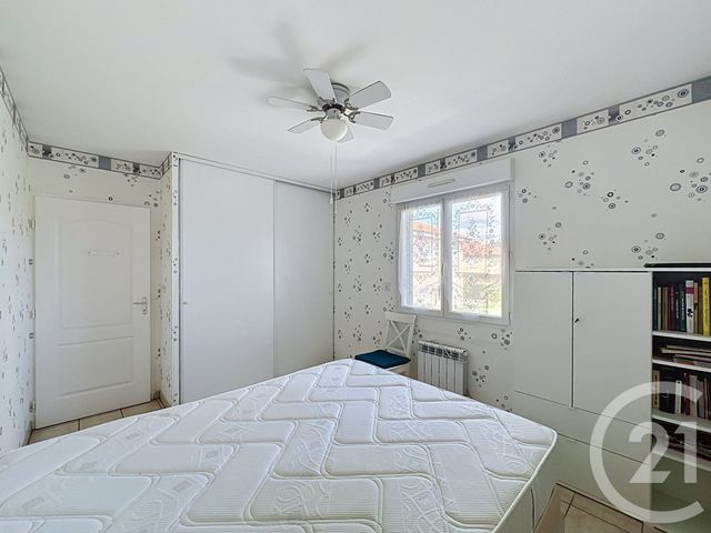 Appartement F4 à vendre - 3 pièces - 79.09 m2 - CORBAS - 69 - RHONE-ALPES - Century 21 Hestia Ldi