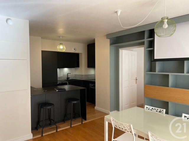 Appartement T2 à louer - 2 pièces - 43.72 m2 - LYON - 69008 - RHONE-ALPES - Century 21 Hestia Ldi