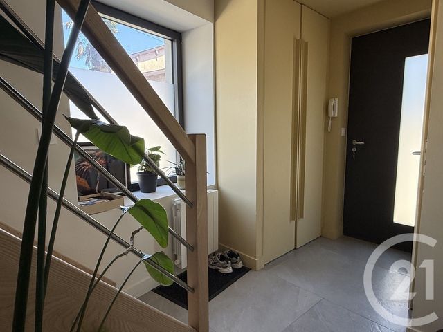 Appartement Duplex à louer - 4 pièces - 74.48 m2 - HEYRIEUX - 38 - RHONE-ALPES - Century 21 Hestia Ldi