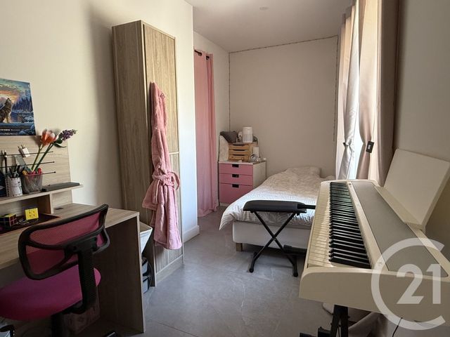Appartement Duplex à louer - 4 pièces - 74.48 m2 - HEYRIEUX - 38 - RHONE-ALPES - Century 21 Hestia Ldi