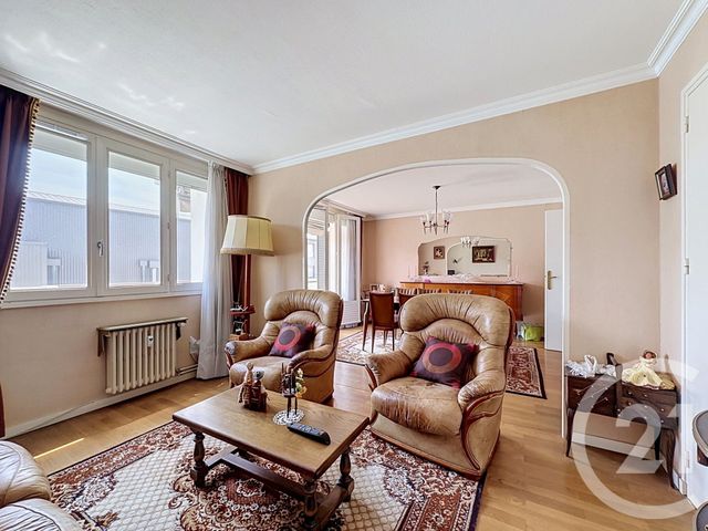 Appartement F3 à vendre - 3 pièces - 66.0 m2 - VENISSIEUX - 69 - RHONE-ALPES - Century 21 Hestia Ldi