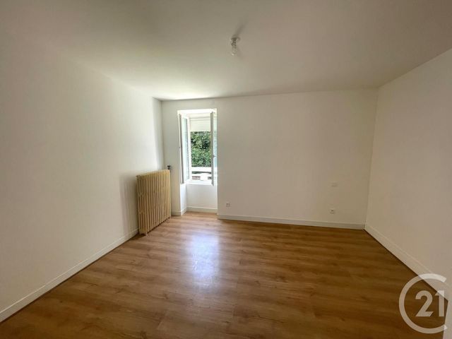 maison à louer - 4 pièces - 112.0 m2 - ST SYMPHORIEN D OZON - 69 - RHONE-ALPES - Century 21 Hestia Ldi