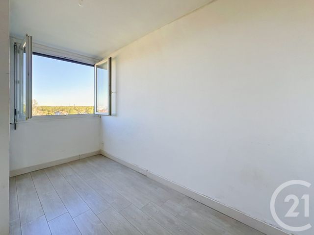 Appartement T3 à louer - 3 pièces - 64.12 m2 - VENISSIEUX - 69 - RHONE-ALPES - Century 21 Hestia Ldi