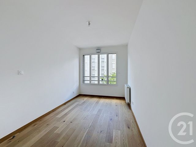 Appartement T4 à louer - 4 pièces - 89.1 m2 - LYON - 69008 - RHONE-ALPES - Century 21 Hestia Ldi
